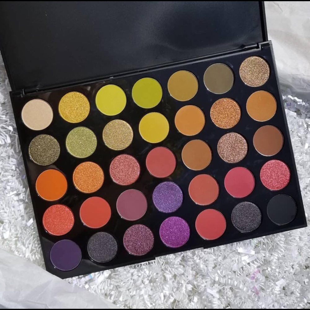 Morphe 35M 🙉 Boss Mood palette